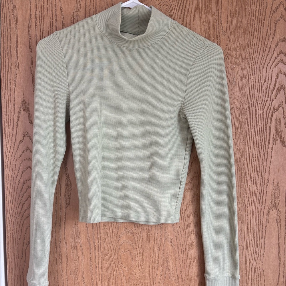 American Eagle Waffle Mock neck Crop top